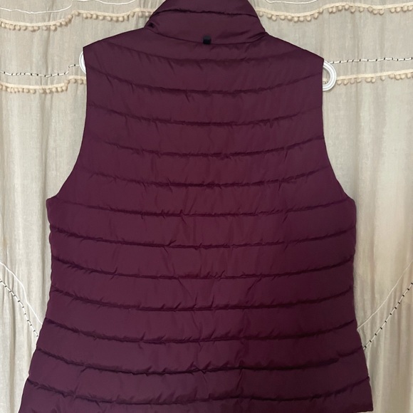 GAP Purple Vest - Picture 3 of 4